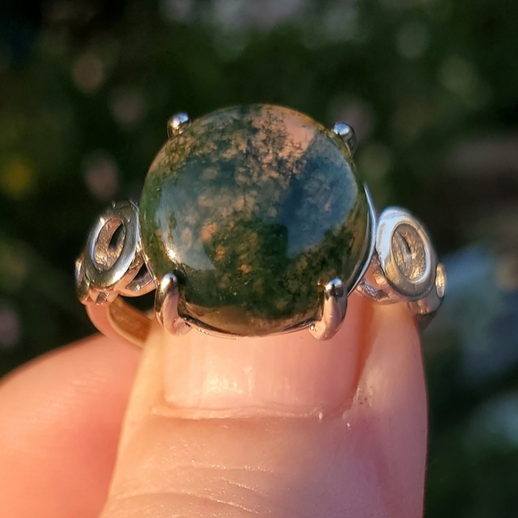 New Moss Agate Adjustable Silver Ring. - Picture 8 of 9